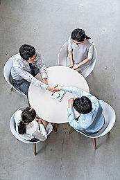 《崩坏：星穹铁道》新角色花火和光锥角色前瞻